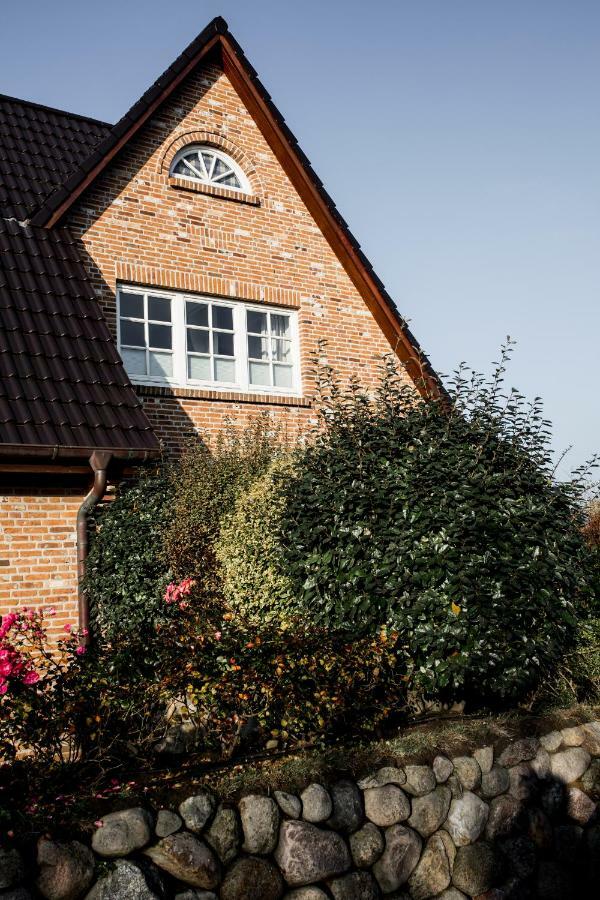 Ferienwohnung Ferienhaus Sonnenküken Wenningstedt-Braderup Exterior foto